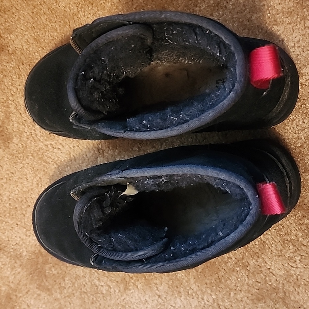 UGG Black Winter Boots with Red Accents - Picture 6 of 13